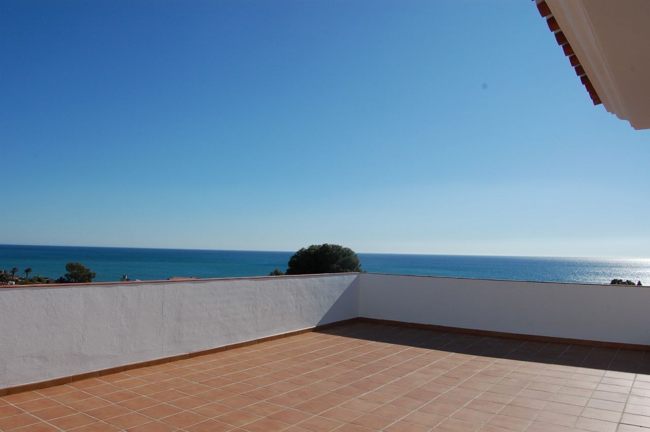 Chalet independiente en venta en Benajarafe, Rincón de la Victoria